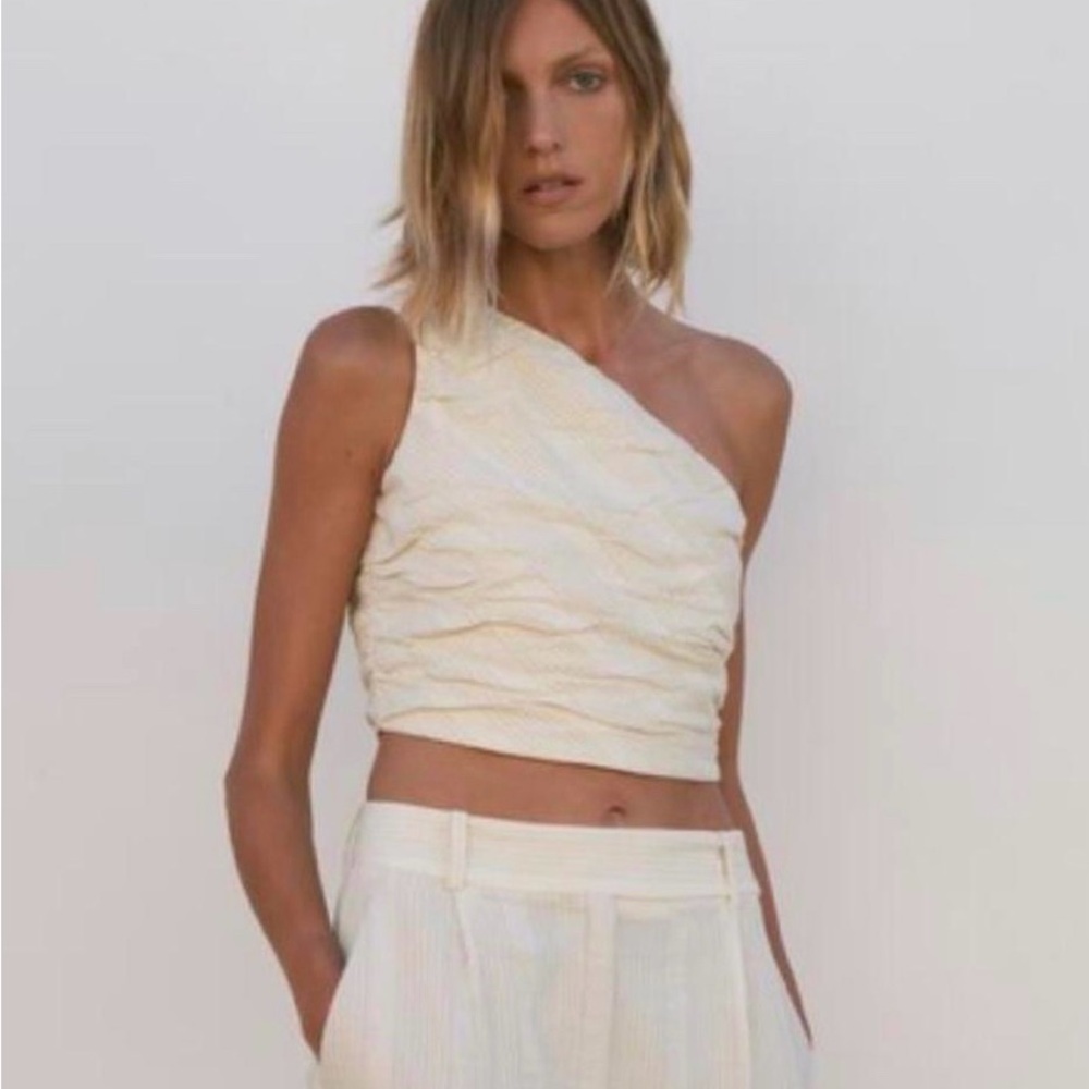 Zara Asymmetric One Shoulder Draped Cropped Top, Size Small, S, Cream color